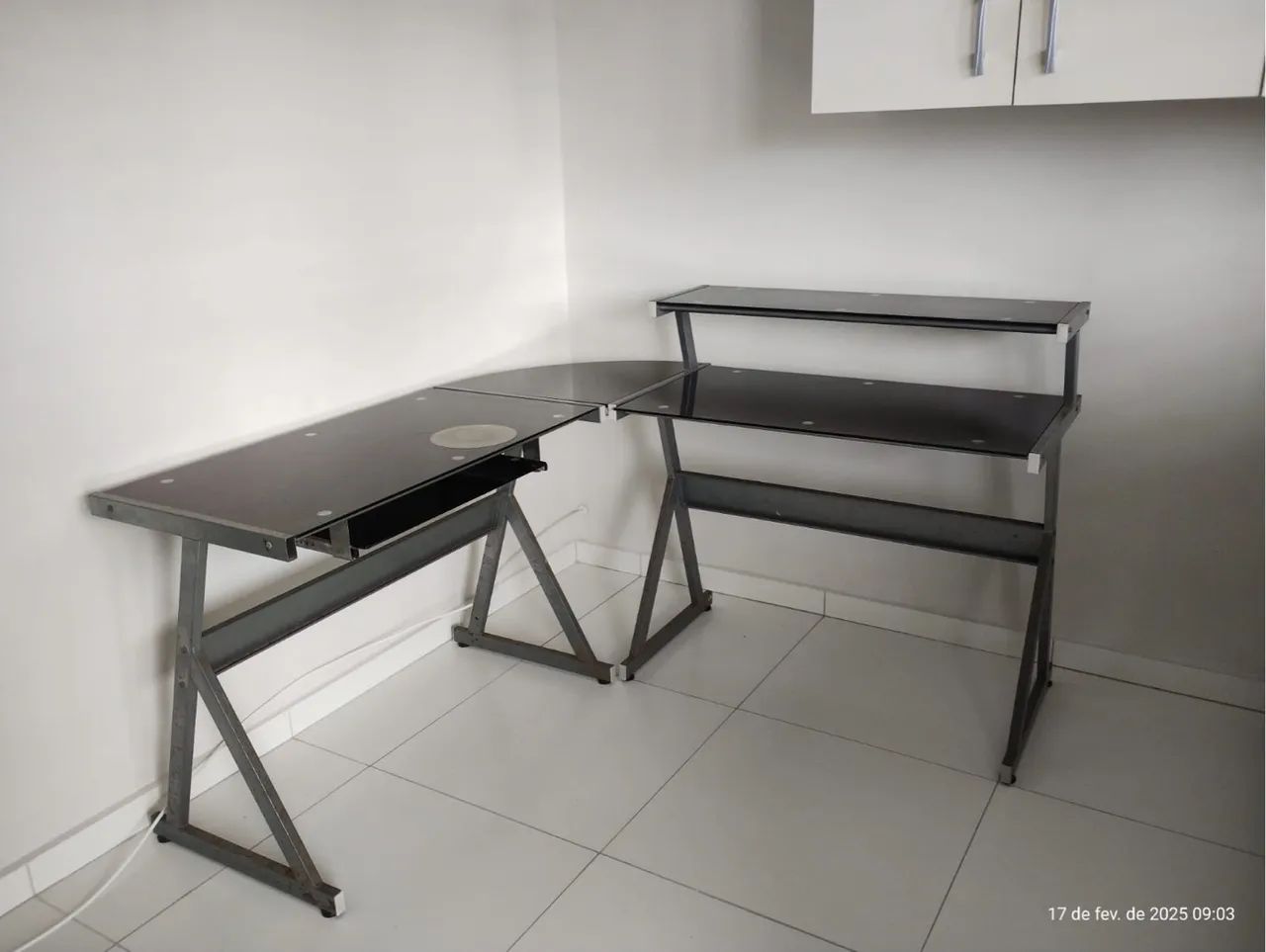 Mesa de Escritório Canto em Vidro Preto - Foto 4