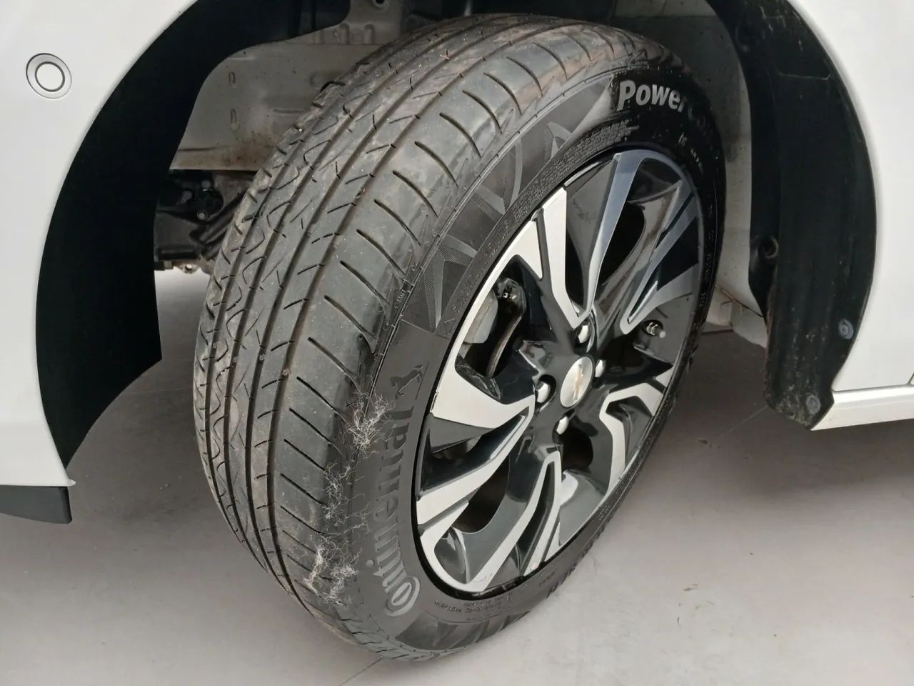 Chevrolet Onix Plus Premier 1.0 12V TB Flex Aut. 4P 2024 - Foto 11