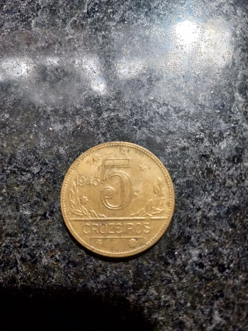 Moeda Brasileira de 5 Cruzeiros de 1943