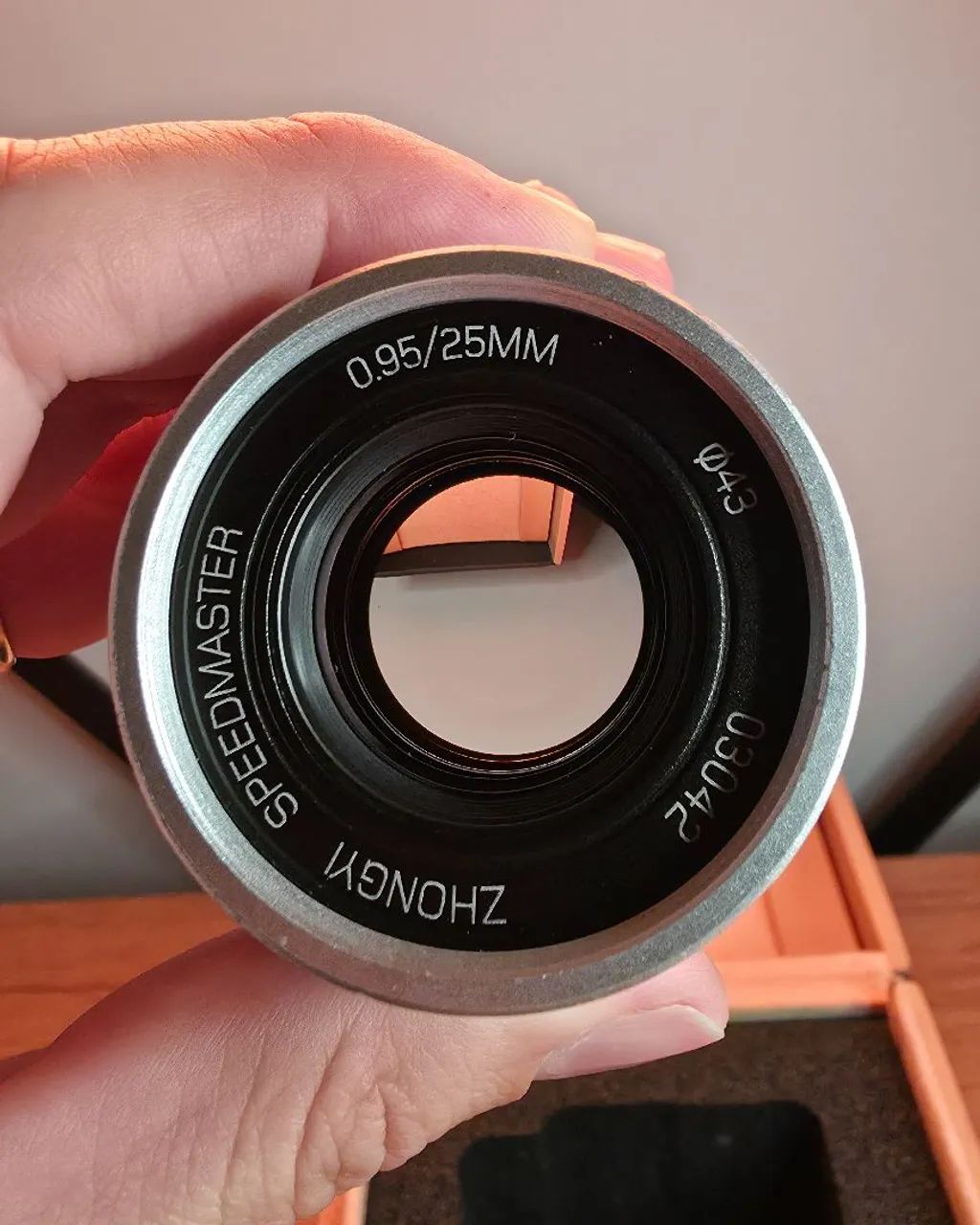 [BLACK NOVEMBER] Lente Mitakon Speedmaster 25mm F/0.95 para sensores Micro 4/3 - Foto 2