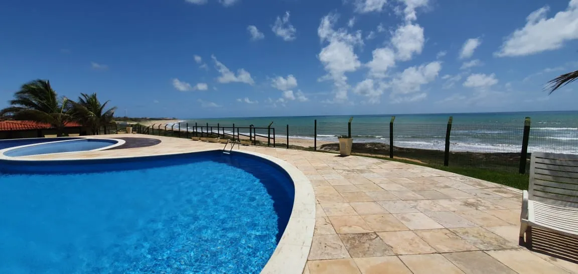 Condominium Zumbi Beach Resort - Casa em Condomínio para Venda em Rio do Fogo, Praia do Zu