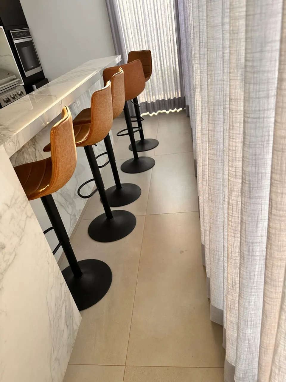 5 Banquetas modernas para bancada