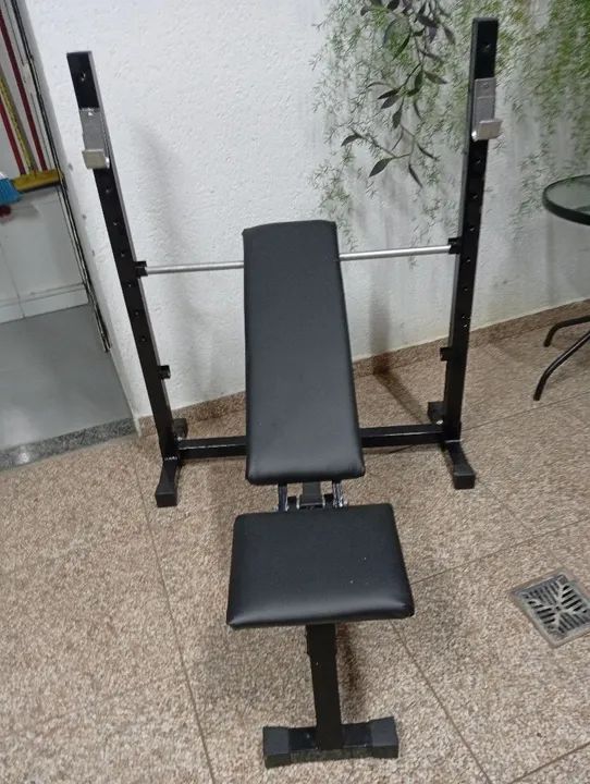 Mesa de supino em ótimo estado com 3 posições reto inclinado e declinado (350 reais) - Foto 3