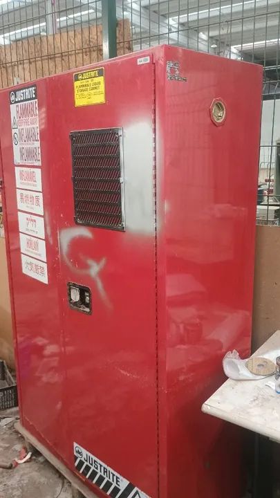 Armários ,aço  roupeiro - Foto 2