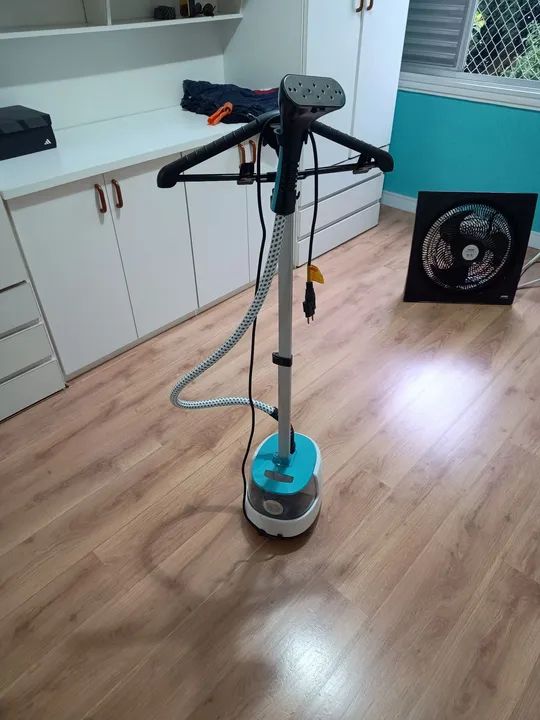 Passadeira vertical mundial vip Care 1800w. - Foto 5