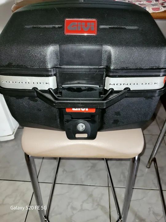 Baú Givi para moto original.