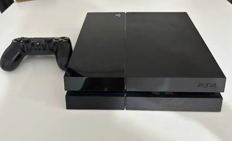 PlayStation 4 500GB Cor Preto Onyx + 2 Controles originais - Foto 2