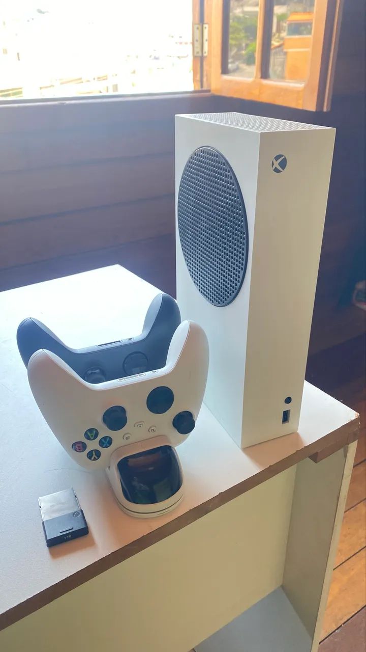 Xbox series S with 1TB SSD64318474686850120