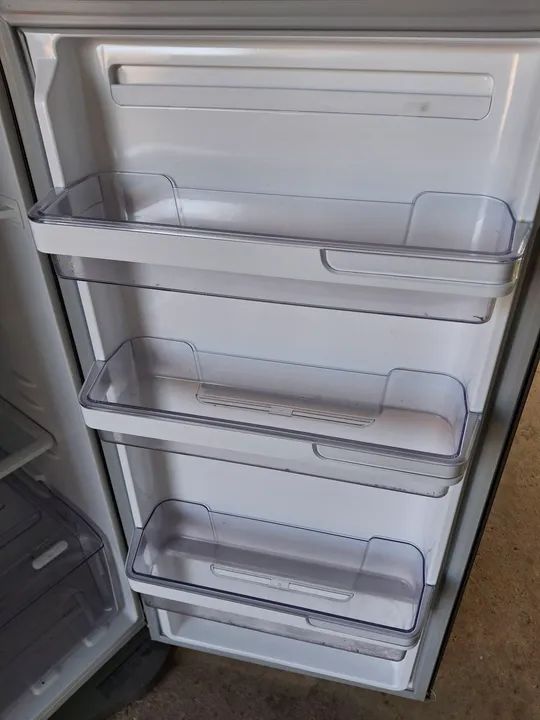 GELADEIRA ELECTROLUX NOVA. - Foto 5