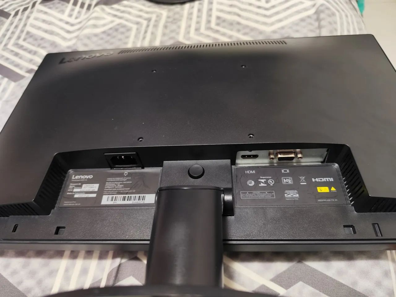 Monitor 20 inches Lenovo64385504510721123