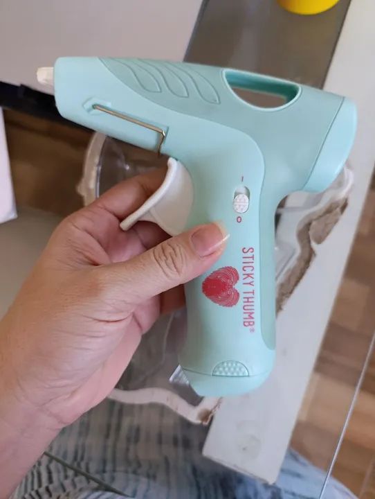 Pistola cola quente a pilha 