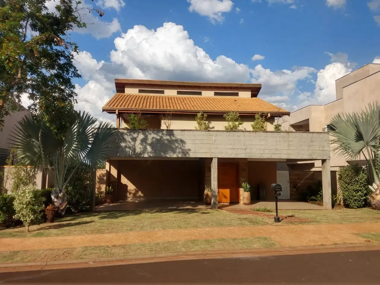 Casa de condomínio para venda com 399 metros quadrados com 4 quartos