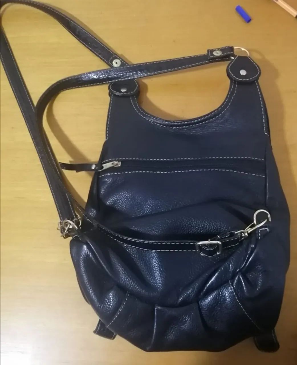 bolsa/mochila, marca sn couros, cor preta, pequena - Foto 3