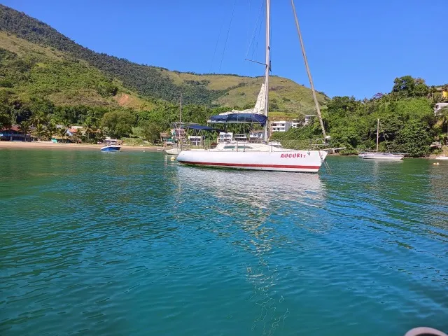 Veleiro 31 Pés Schaefer Ano 2004 com bote e motor elétrico Phantom