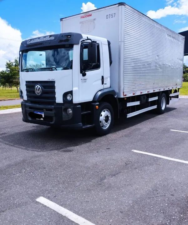 Caminhão VW Constellation 13.190- 2013/2013 - Foto 2