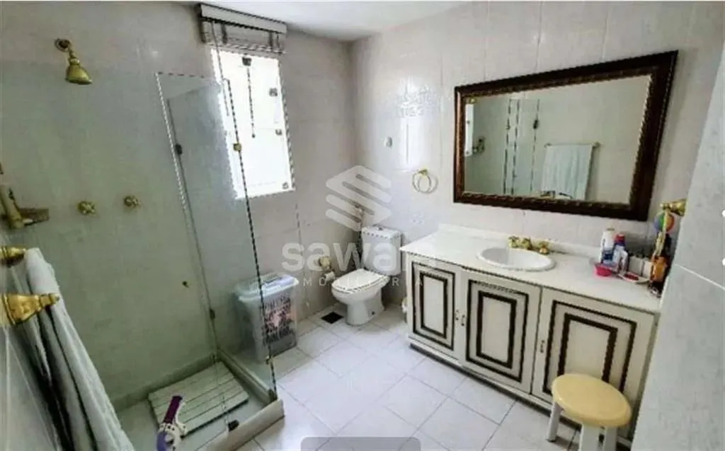 Queen Victoria - Apartamento 4 quartos, sendo 4 suítes
