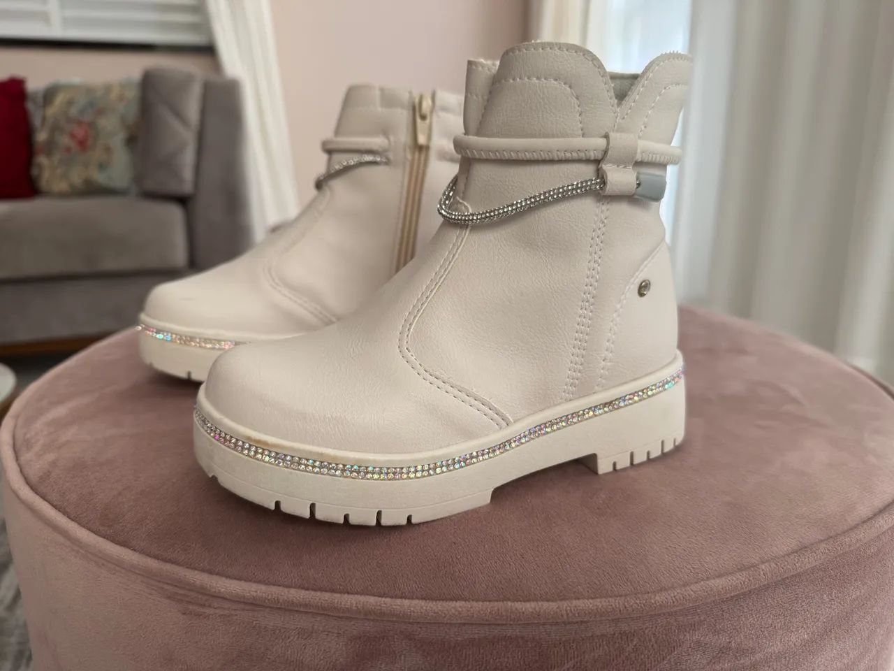 Botas Infantis com Pedrarias - tamanho 27 - Foto 5