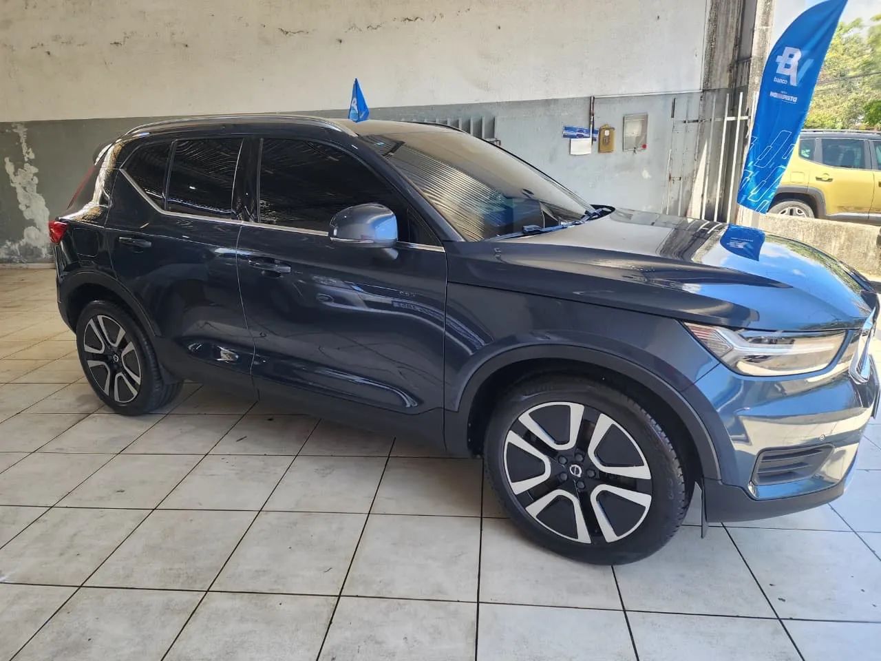 Volvo xc40 momento 2021 híbrida  - Foto 3