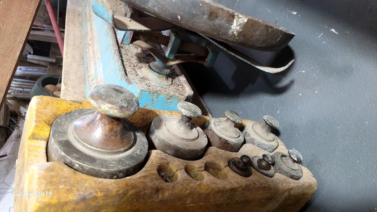 Balança 64167794949762122