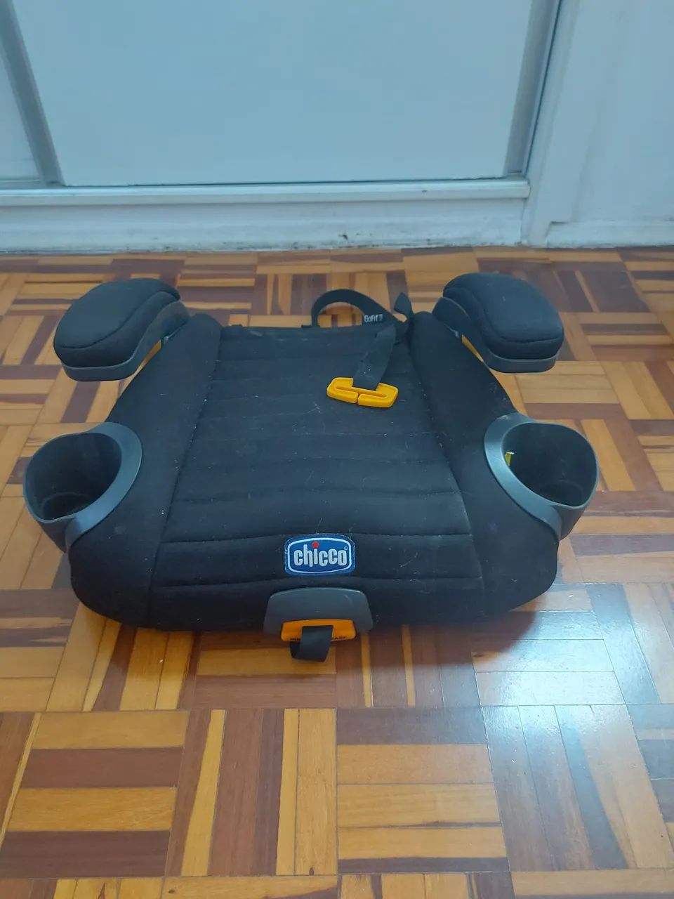 Assento elevatório para automóveis - Chicco Gofit Plus (usada)