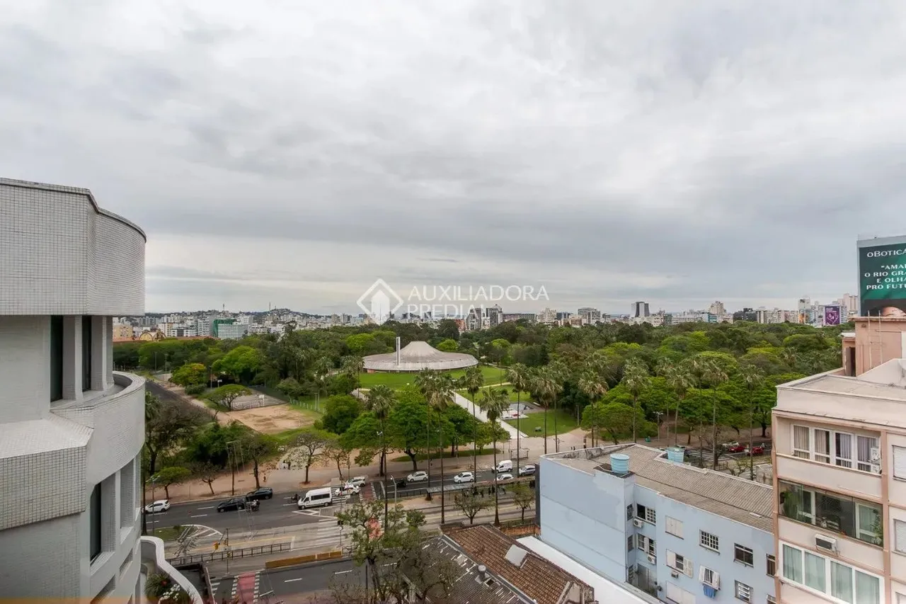 Escritório à venda no bairro Bom Fim com 122 m² de área útil disponível