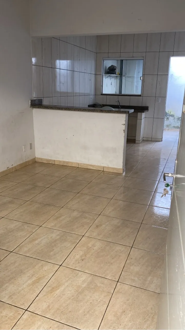 Alugo casa 1.200,00 maria Dilce