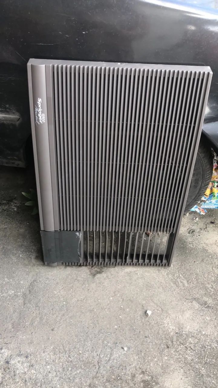 Grade de ar condicionado Springer  12,500