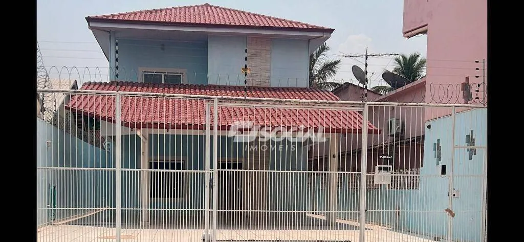 Sobrado com 4 dormitórios à venda, 363 m² por R$ 800.000,00 - Olaria - Porto Velho/RO