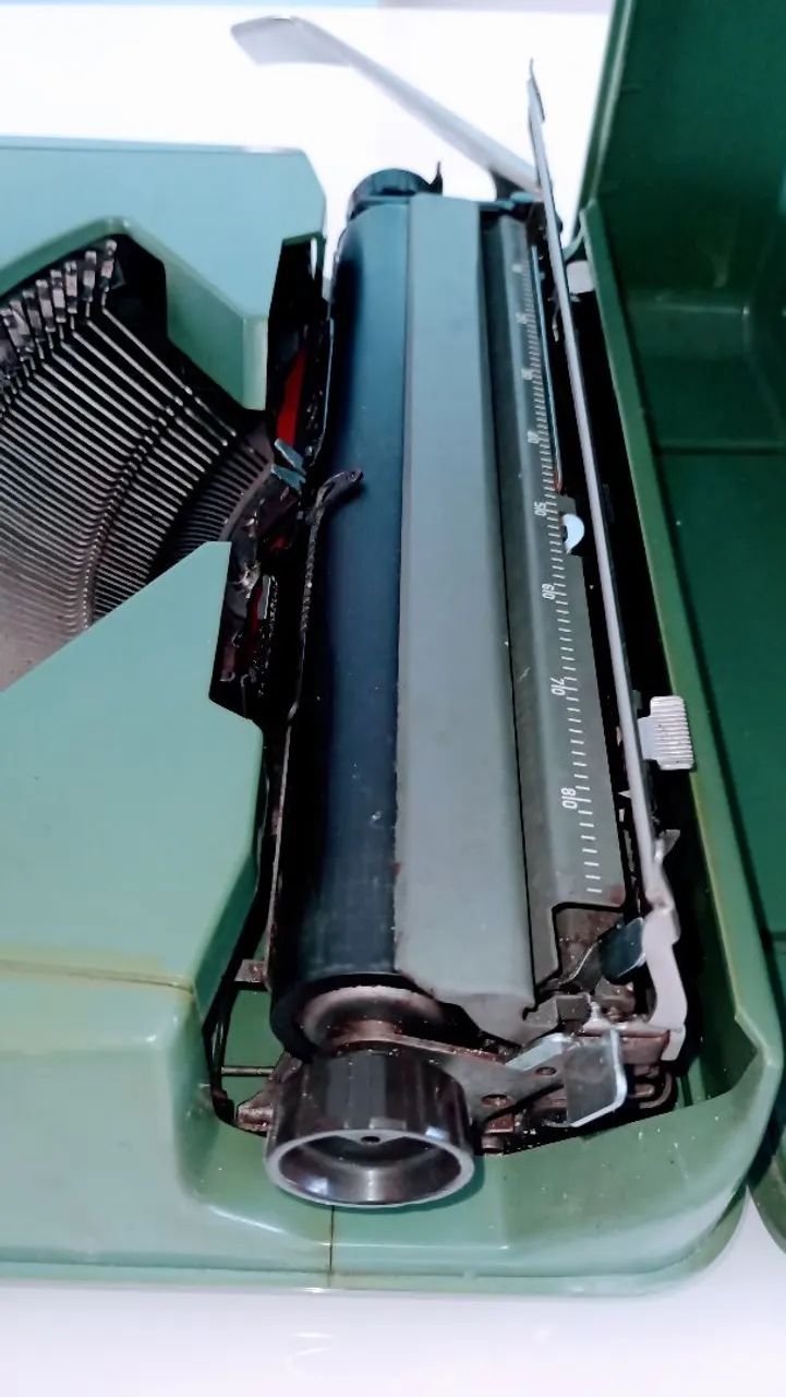 Máquina de datilografar  - Foto 6