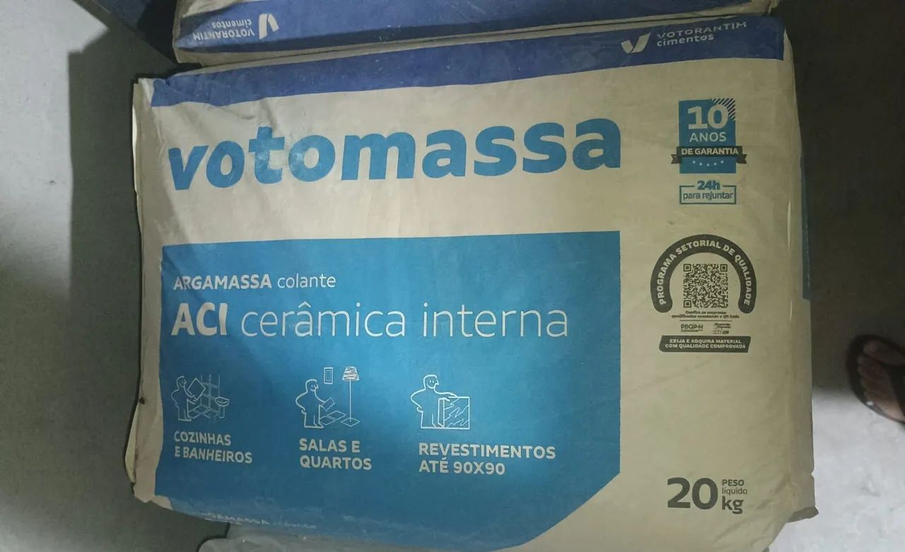15 Argamassas AC 1 - Votomassa 20kg (NOVAS)