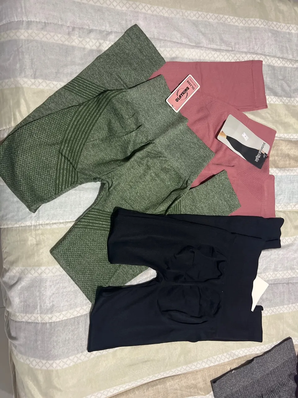LIQUIDAÇÃO Conjunto de leggings e bermudas de ginástica