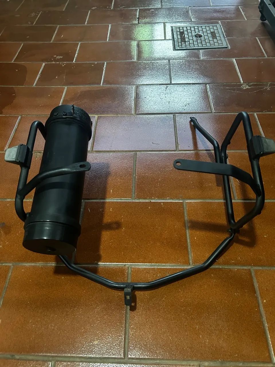 Bagageiro Lateral Givi para Lander 250