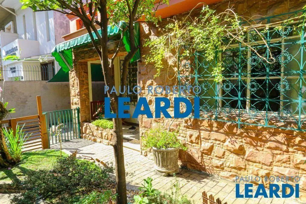 CASA ASSOBRADADA - PERDIZES - SP