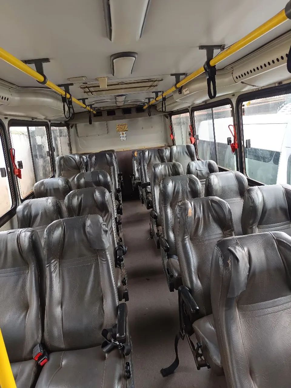 Micro ônibus Mercedes bens 915 - Foto 3