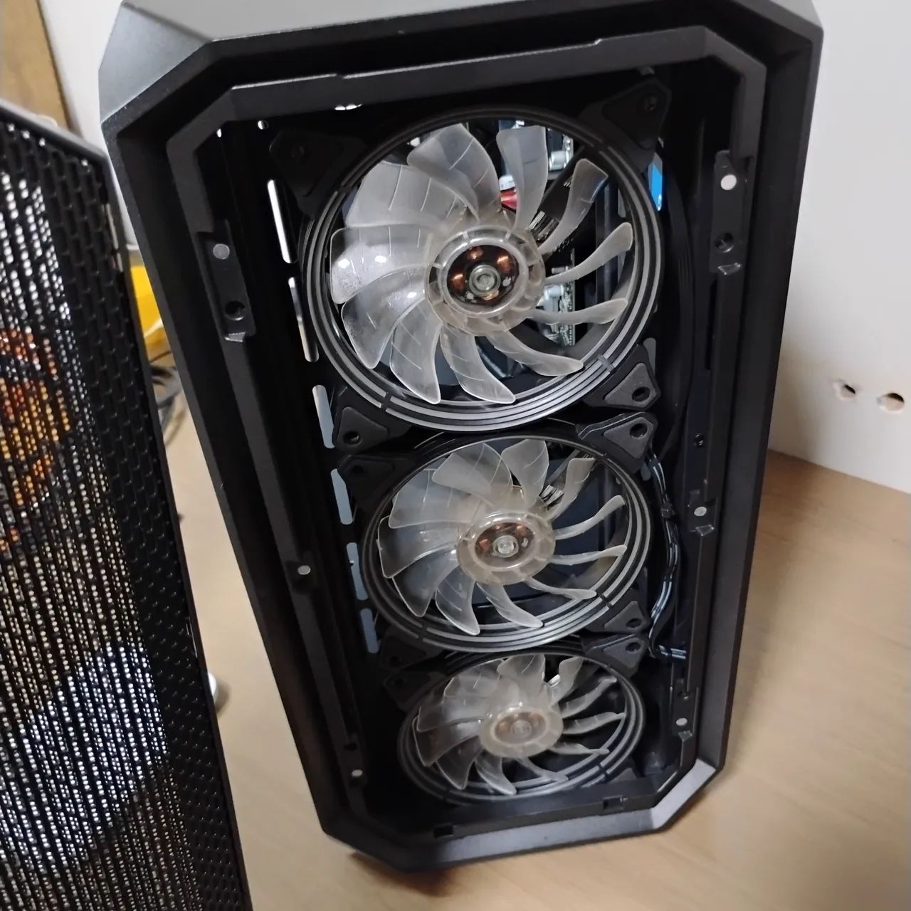 Desktop Gamer Ryzen 5 4500G | SSD 480Gb | 16GB DDR4 | placa de wi-fi 1200MB | - Foto 2