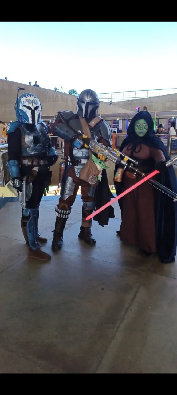 COSPLAY MANDALORIANO STAR WARS.