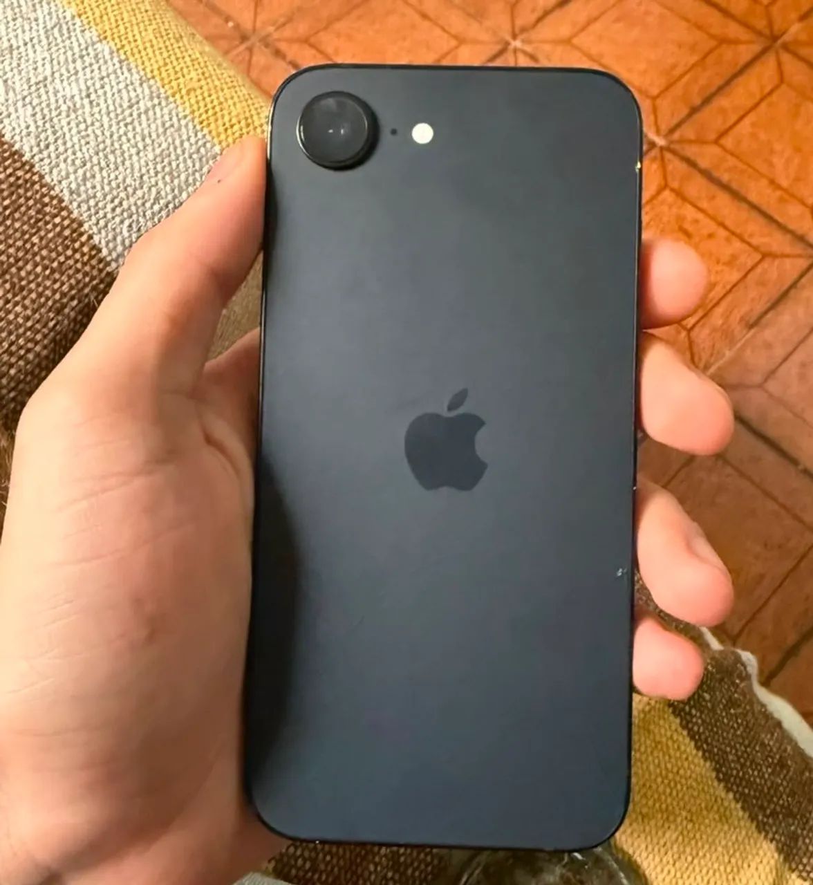 iPhone 16e - Foto 2