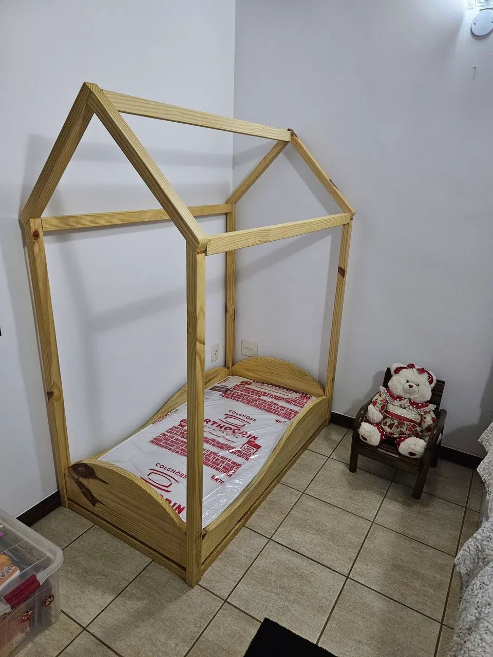 Cama montessoriana em pinus artesanal - Foto 4