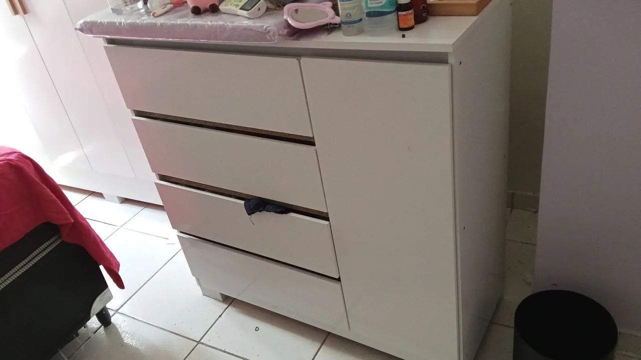 Guarda-roupa com comoda - Foto 2