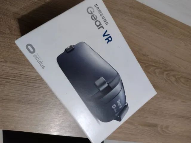 Oculus - Samsung Gear VR - Compatível somente com alguns celulares Samsung - Foto 3