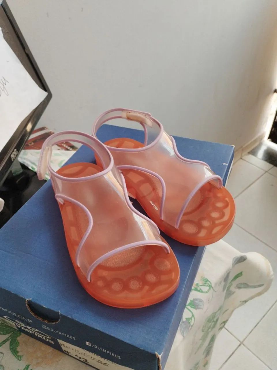 Roupas e sapatos usados  - Foto 4
