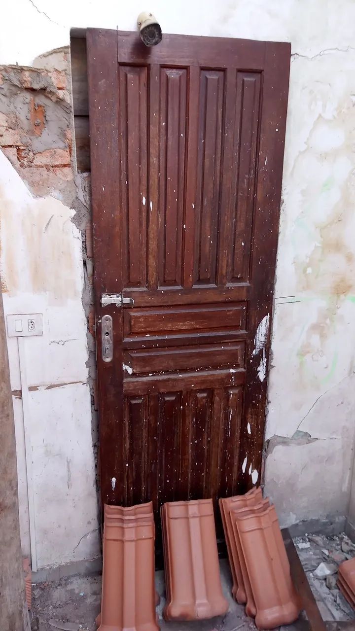 Folha de porta madeira maciça