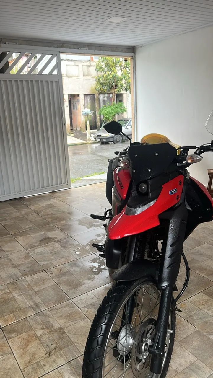 Lander zera ( semi nova ) 