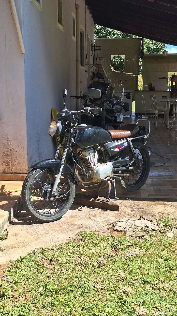 Moto de leilão 