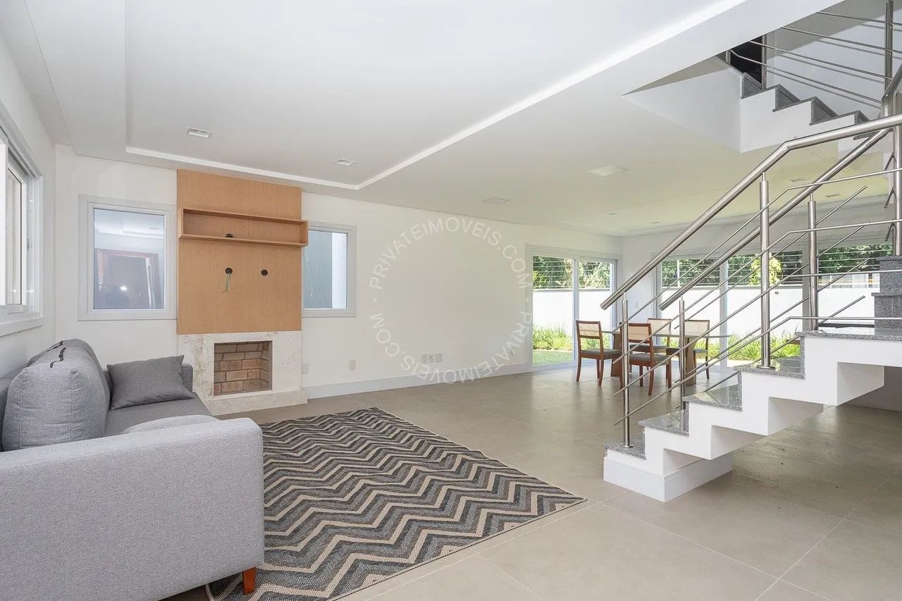 Casa em condomínio semimobiliada para alugar no bairro Ipanema com 4 quartos (4 suítes) 1