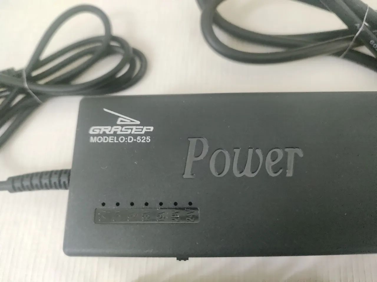 Carregador Universal para Notebook Grasep (Modelo D-525) - Foto 5