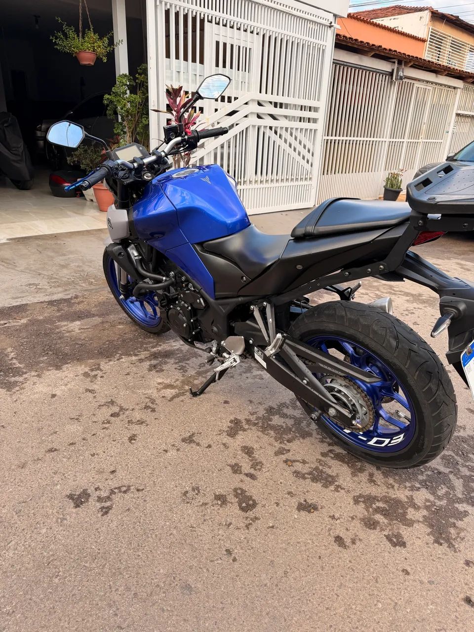 Yamaha MT 03 - Foto 2