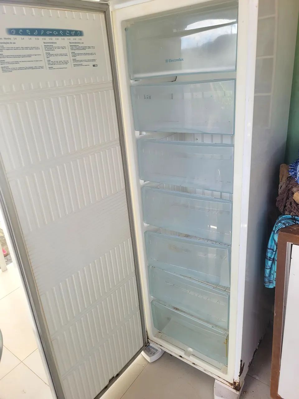 Freezer vertical 6 gavetas eletrolux - Foto 5