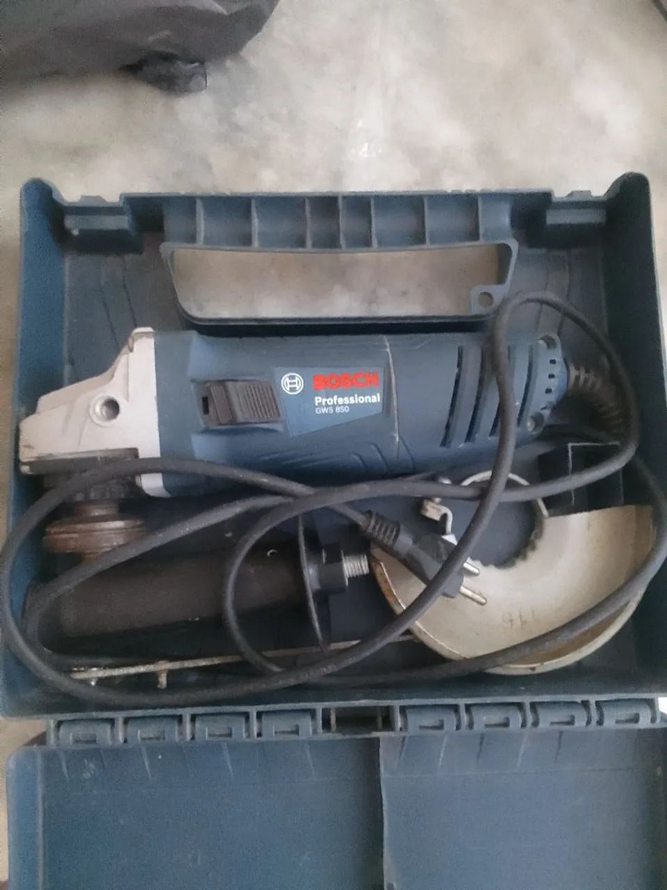Esmerilhadeira Angular / Amoladora Angular BOSCH GWS 850 PROFESSIONAL