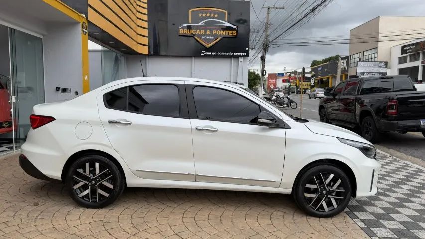 Fiat Cronos Precision 1.3 16V Flex Aut. 2026 - Foto 4